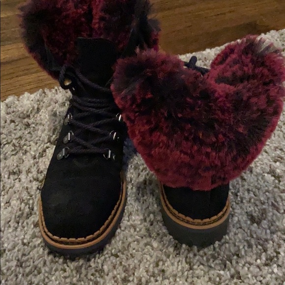 Boot - Picture 2 of 4